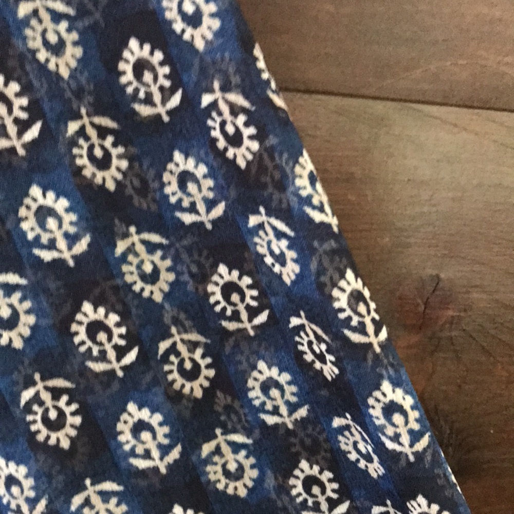 Dress - Picture 10 of 10